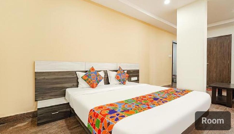 Lavish Residency Hotel Bangalore Ngoại thất bức ảnh